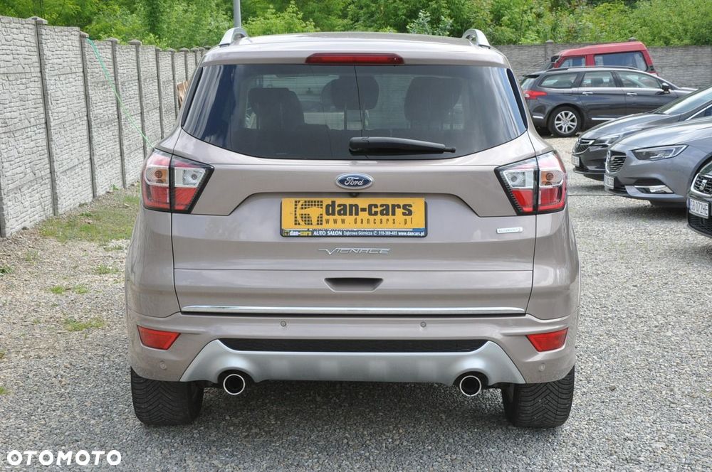 Ford Kuga 1.5 EcoBoost 2x4 Vignale - 4