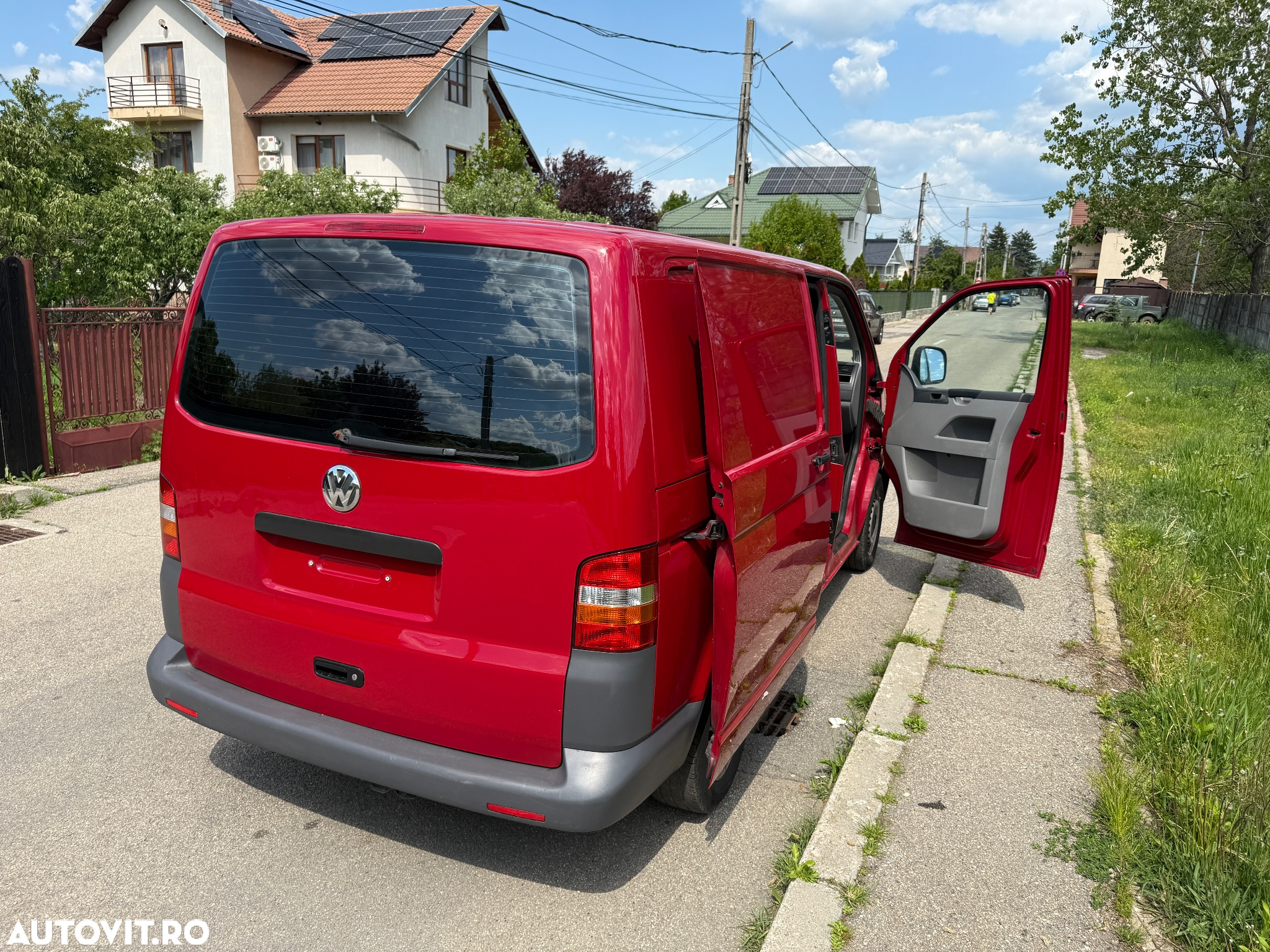 Volkswagen Transporter - 4