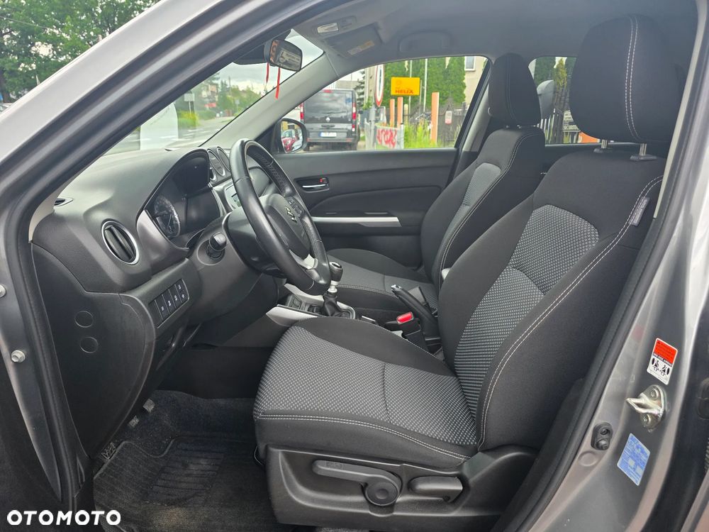 Suzuki Vitara 1.4 Boosterjet Hybrid Club - 13