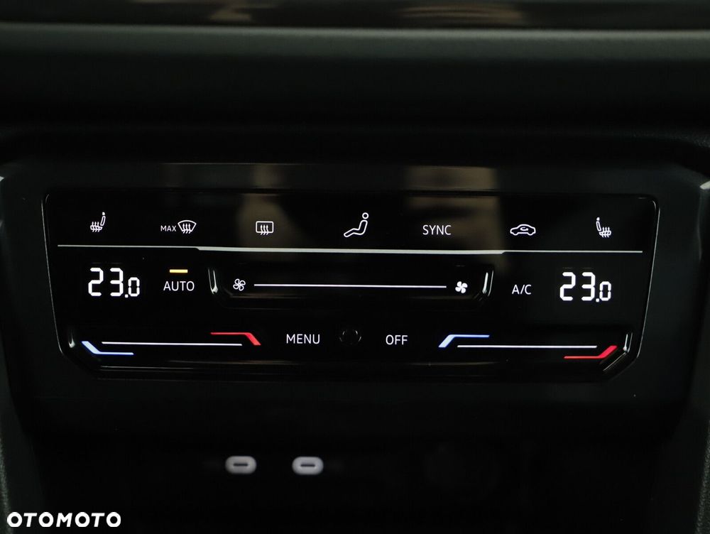 Volkswagen Tiguan - 15