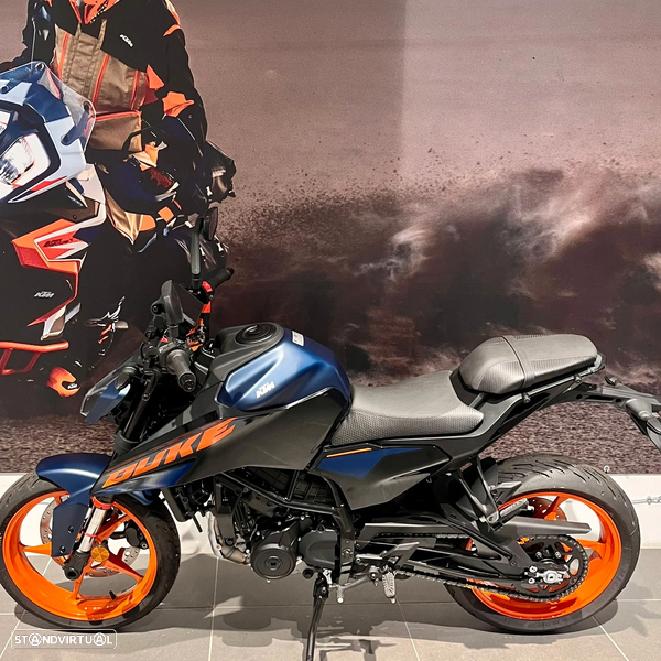 KTM Duke  125