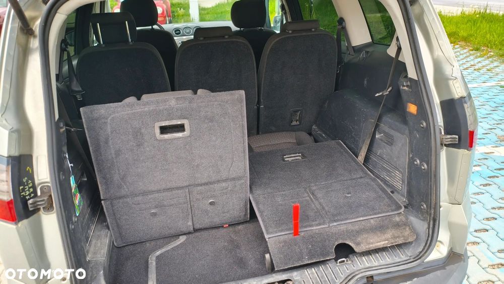 Ford S-Max 1.8 TDCi Trend - 19