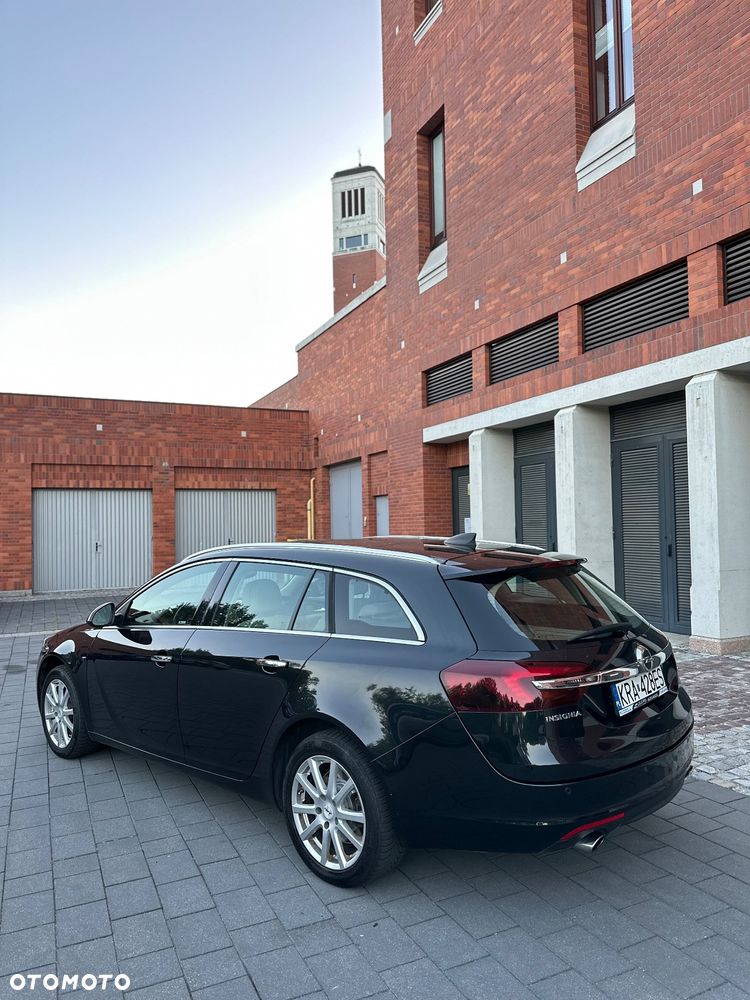 Opel Insignia 2.0 SIDI Turbo 4x4 Sports Tourer ecoFLEX Business Edition - 19