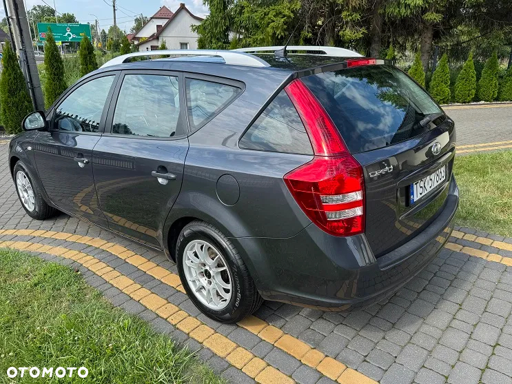 Kia Ceed Cee'd 1.4 Comfort + - 6