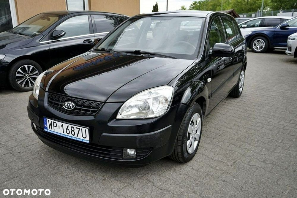 Kia Rio - 2