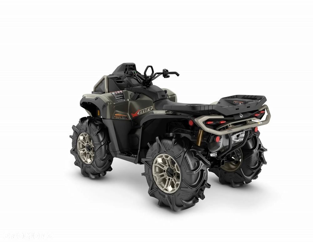 Can-Am Outlander - 2