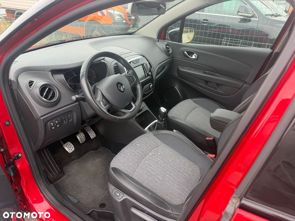 Renault Captur ENERGY TCe 120 Intens - 11