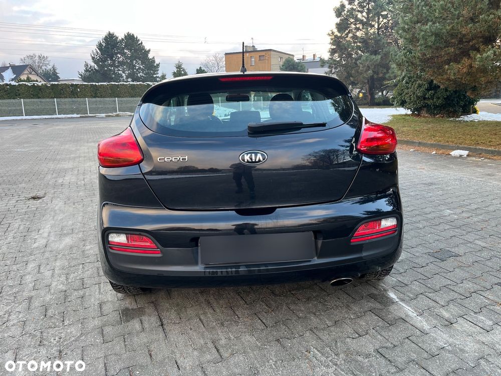 Kia ProCeed 1.4 M - 19