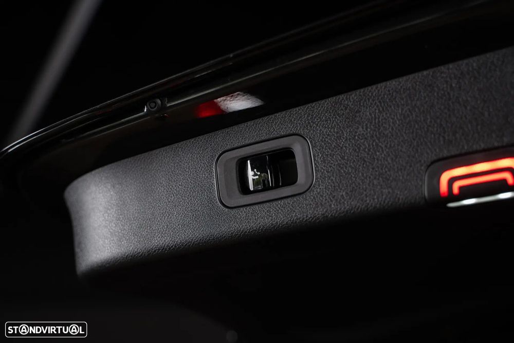 Mercedes-Benz E 300 - 57