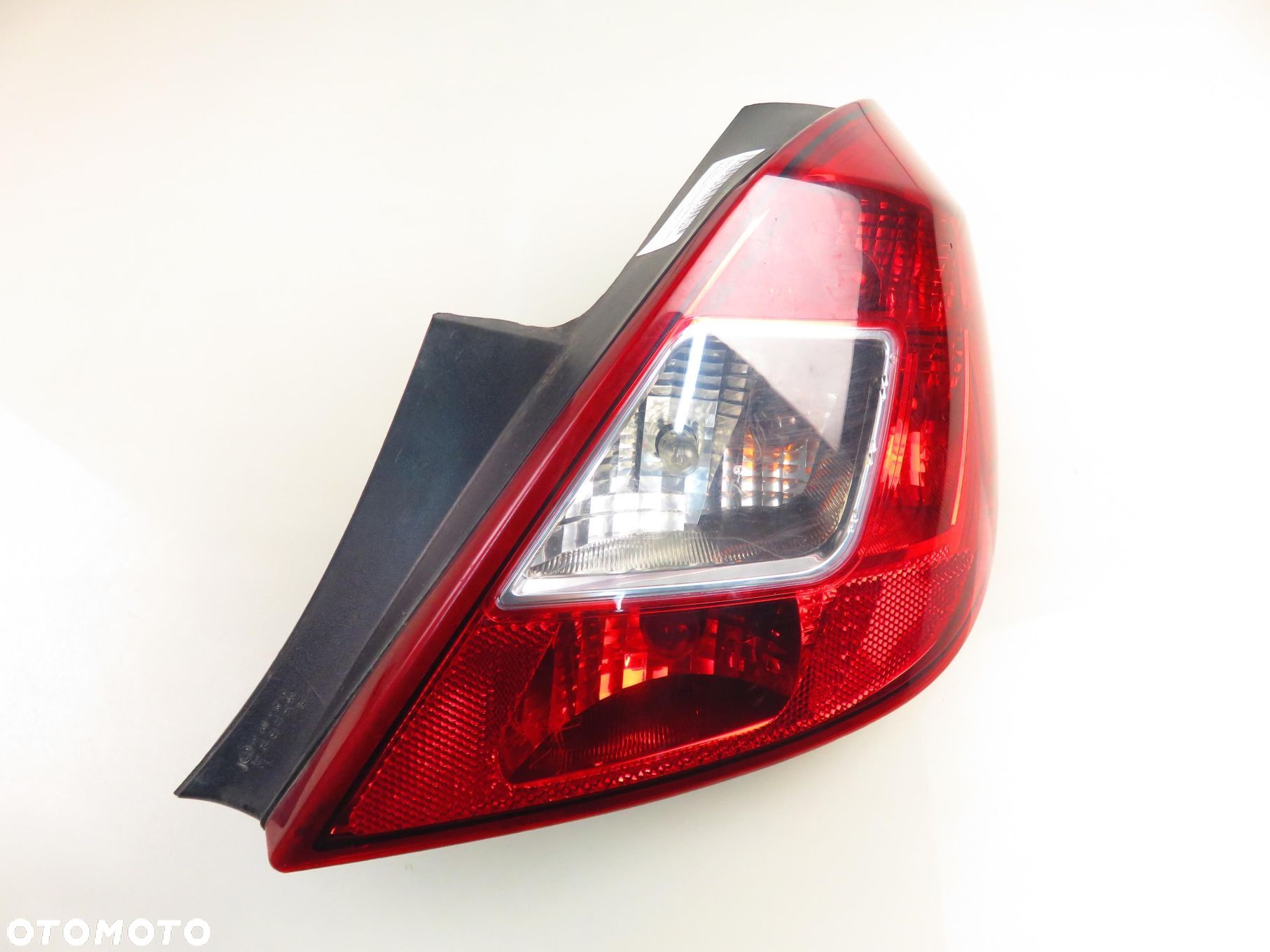 LAMPA PRAWA TYLNA OPEL CORSA D 13269051 - 1