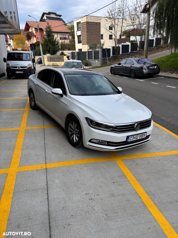 Volkswagen Passat 2.0 TDI DSG Highline - 8