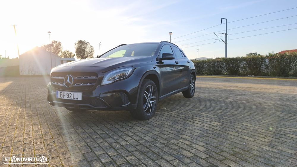 Mercedes-Benz CLA 180 d 7G-DCT - 1
