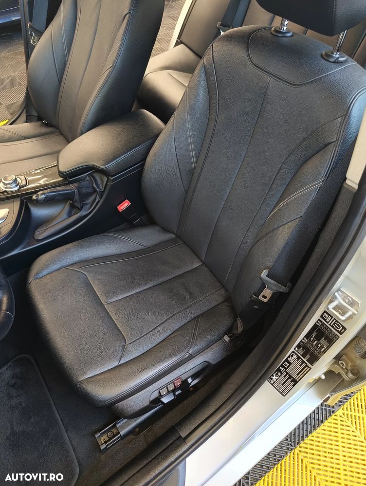 BMW Seria 3 320d Efficient Dynamic Edition Aut. Luxury Line - 12