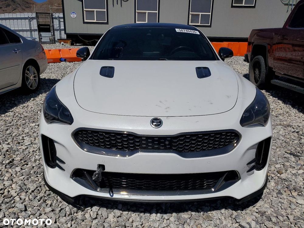 Kia Stinger 3.3 T-GDI AWD GT - 6