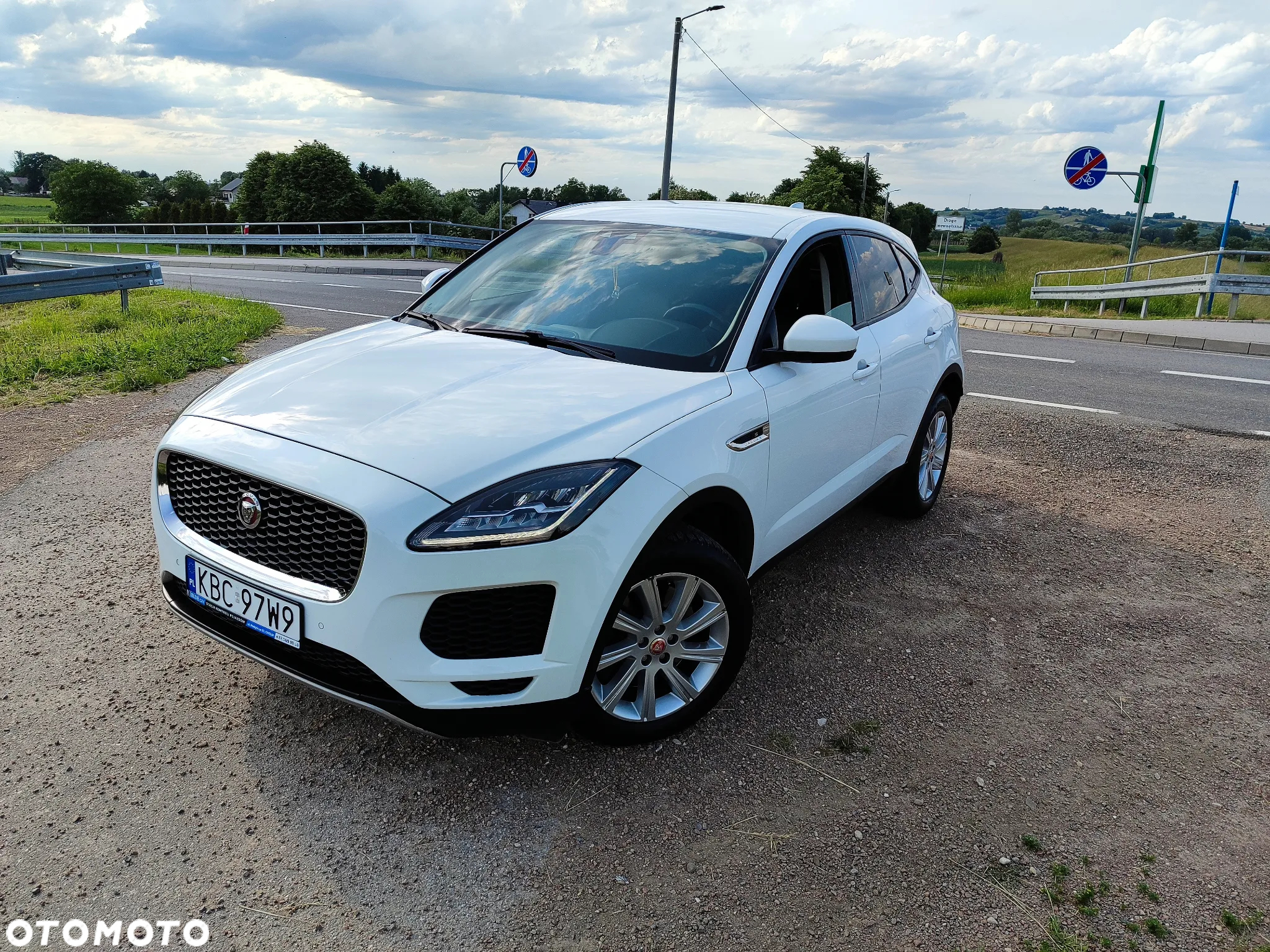 Jaguar E-Pace 2.0 i4P AWD - 9