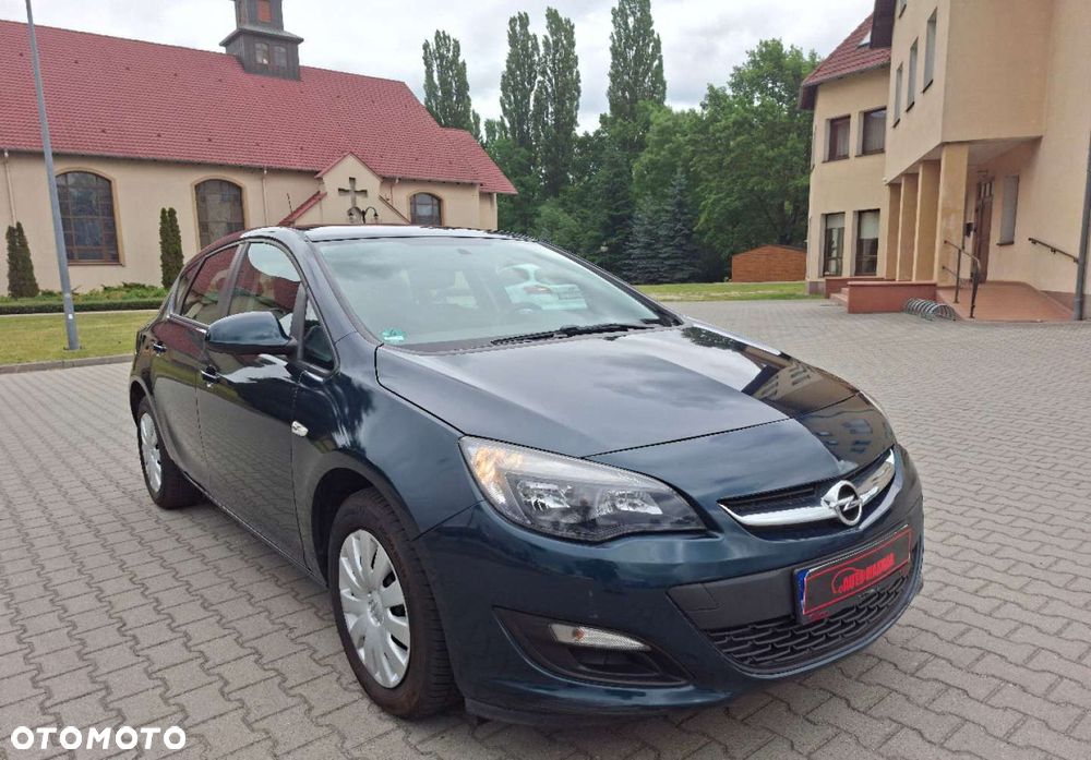 Opel Astra - 1