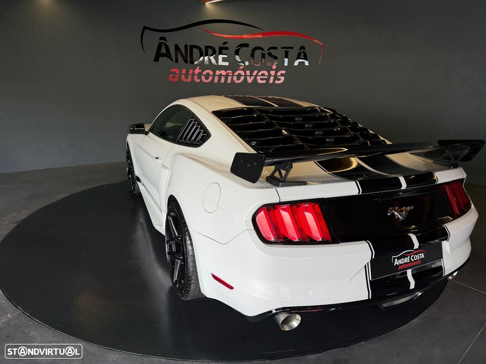 Ford Mustang 2.3i EcoBoost Aut. - 7