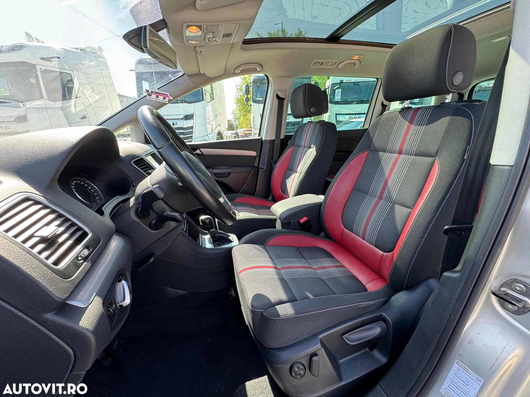 Volkswagen Sharan 2.0 TDI DSG BlueMotion Technology Highline - 16