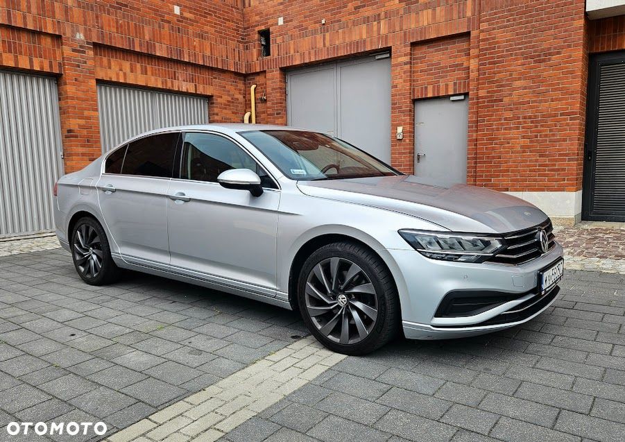 Volkswagen Passat 1.5 TSI EVO Business DSG - 1