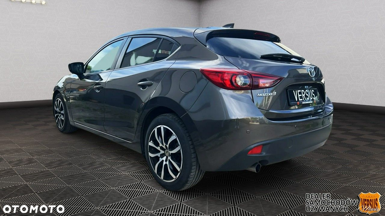 Mazda 3 - 7