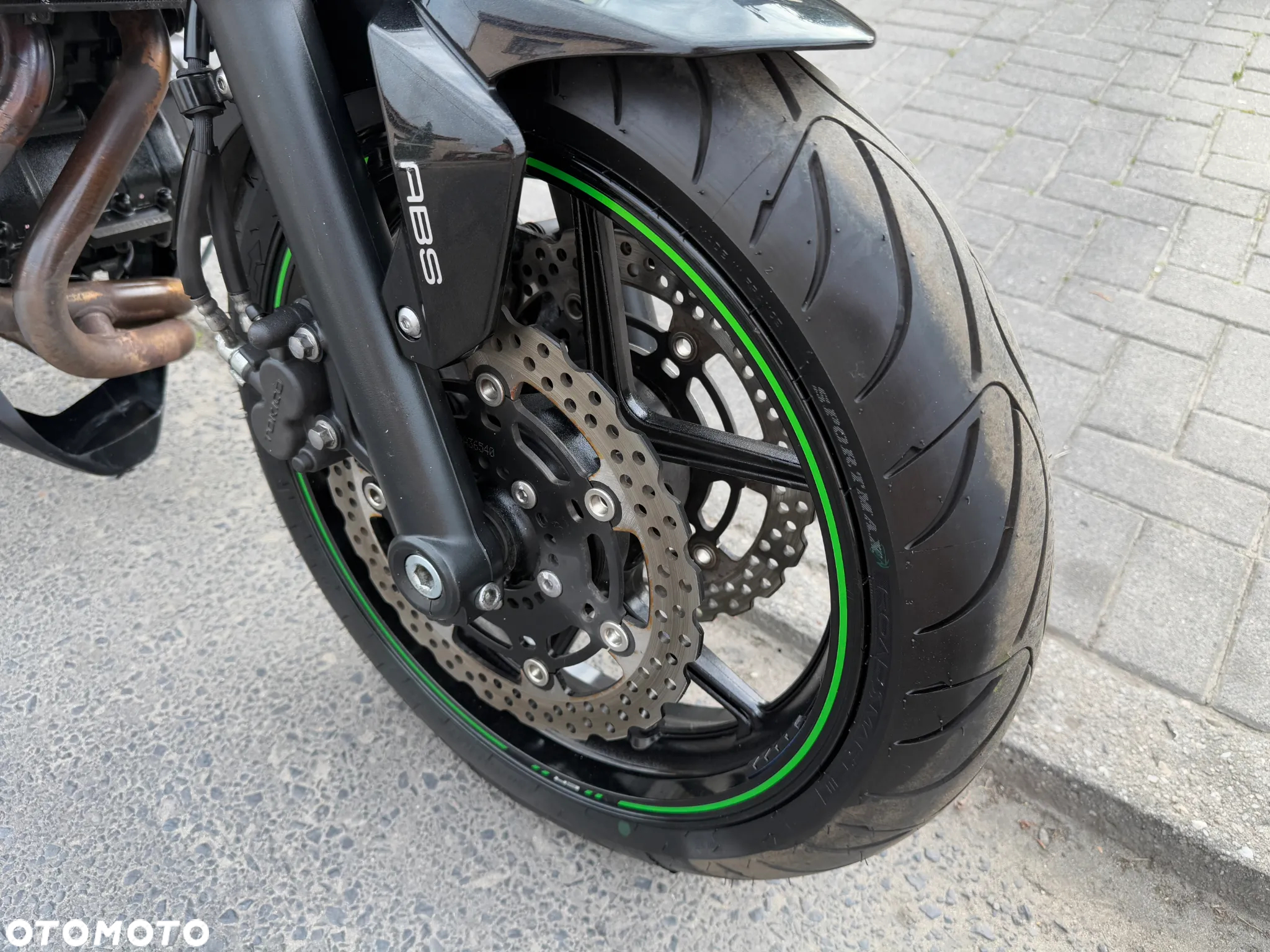 Kawasaki ER - 21