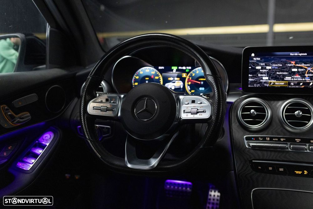 Mercedes-Benz GLC 300 e 4Matic 9G-TRONIC AMG Line - 13