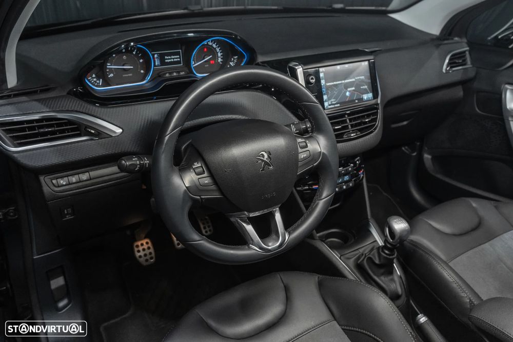 Peugeot 208 1.6 BlueHDi GT Line - 21