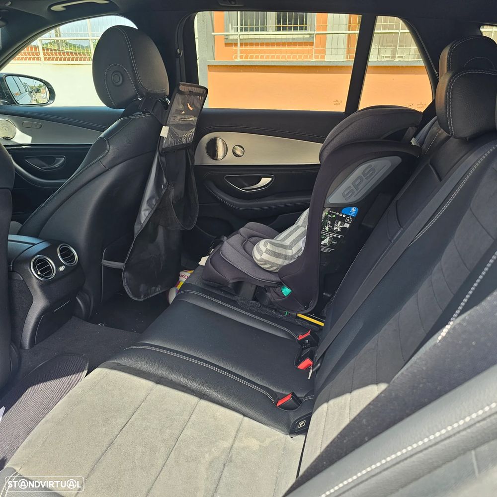 Mercedes-Benz E 300 de AMG Line - 8