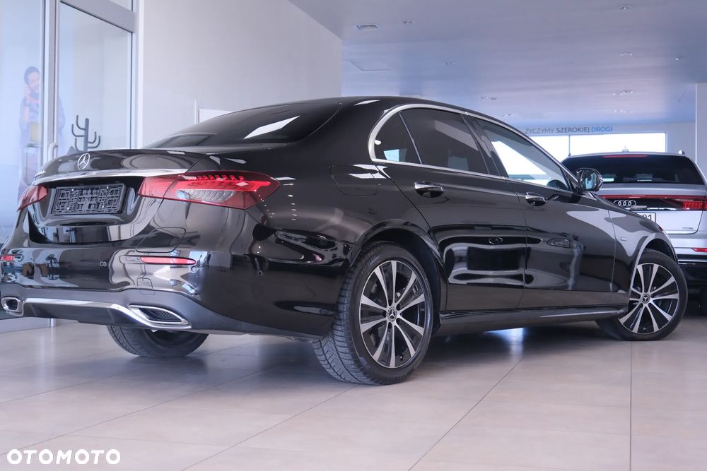 Mercedes-Benz Klasa E - 14