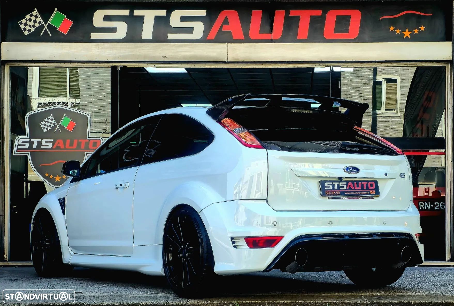 Ford Focus 2.5 T RS - 59