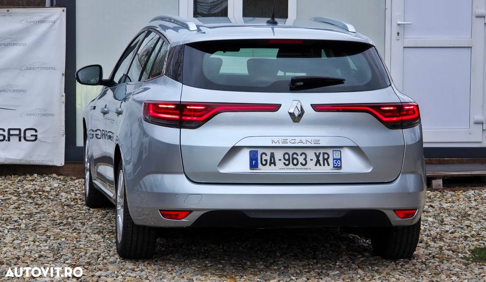 Renault Megane BLUE dCi 115 INTENS - 8