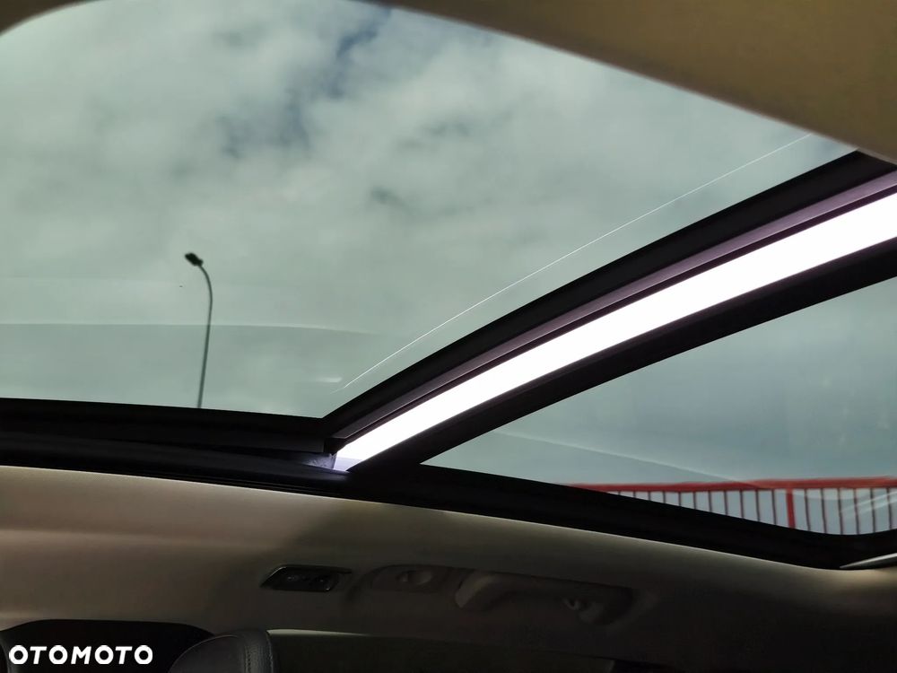 Volvo XC 90 T6 AWD Momentum 7os - 31