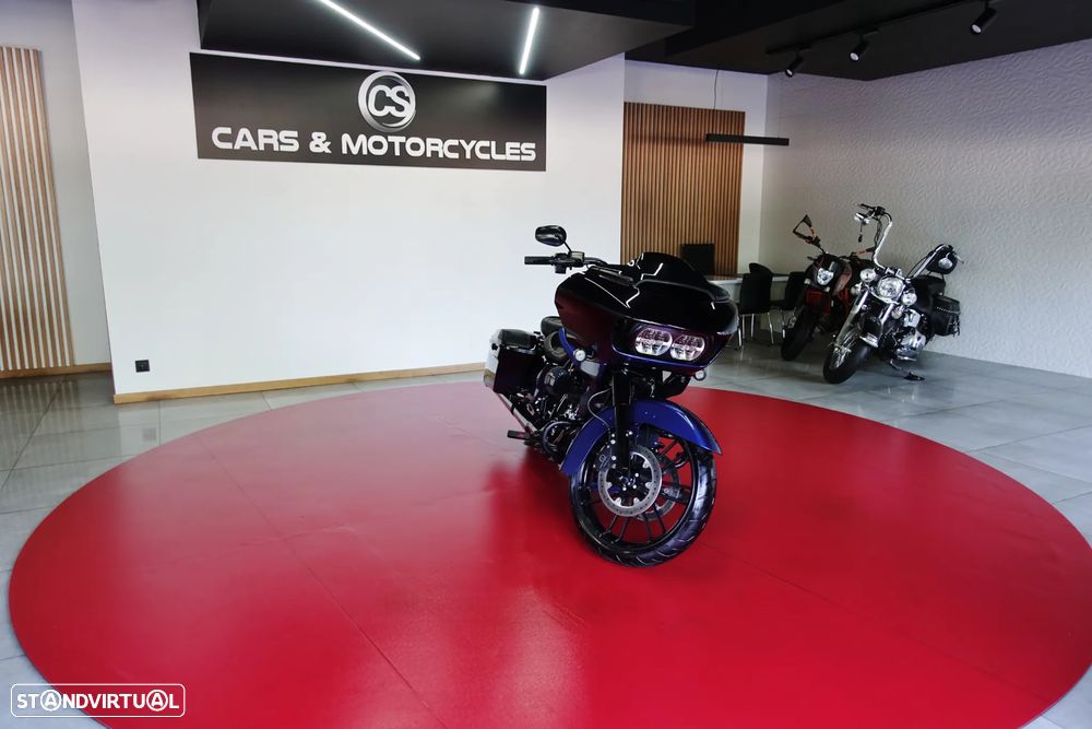 Harley-Davidson Road Glide CVO 117ci igual a nova - 2