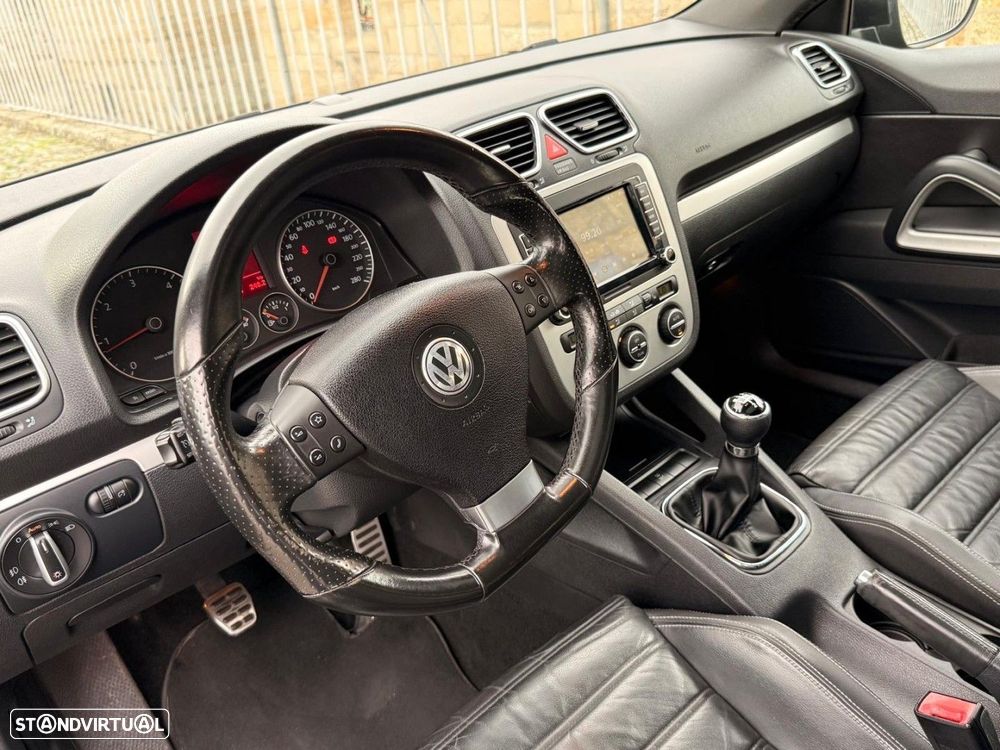 VW Scirocco 2.0 TDI Sport - 26