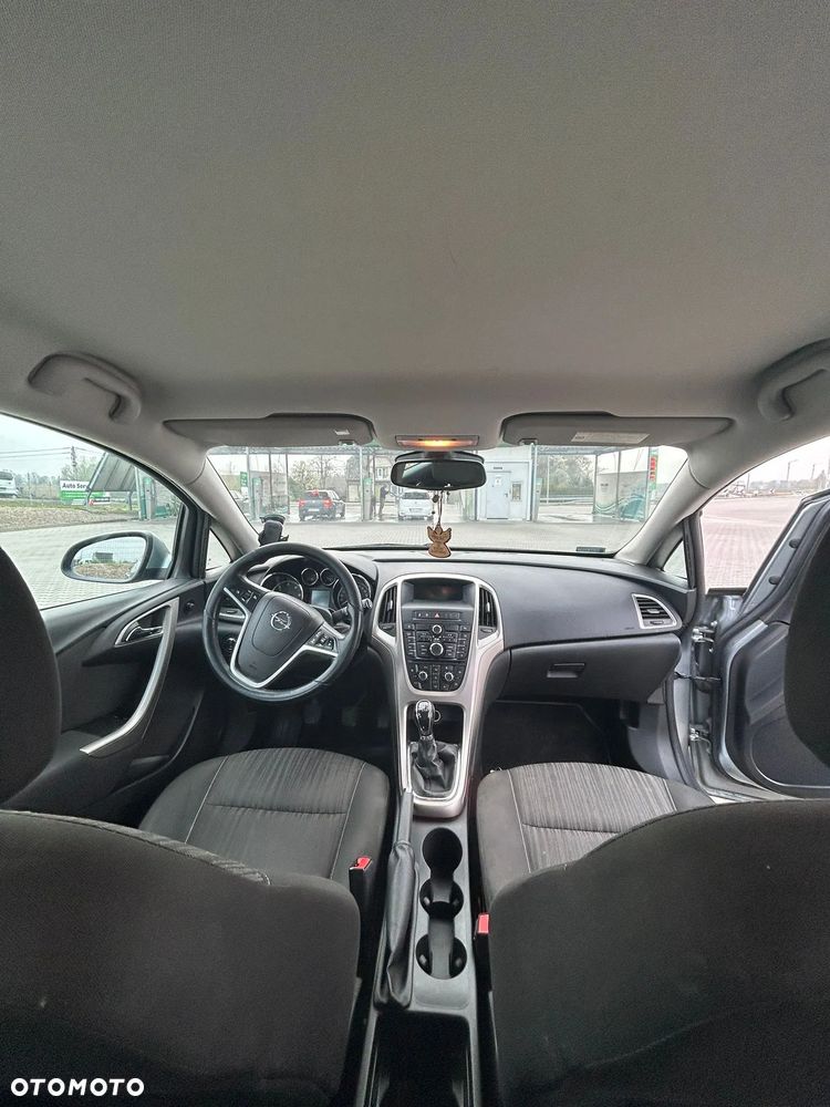 Opel Astra 1.7 CDTI - 13