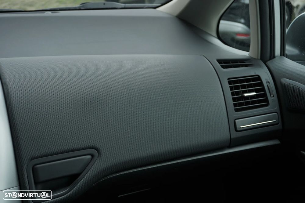 Toyota Auris 1.33 VVT-i Life+ - 30