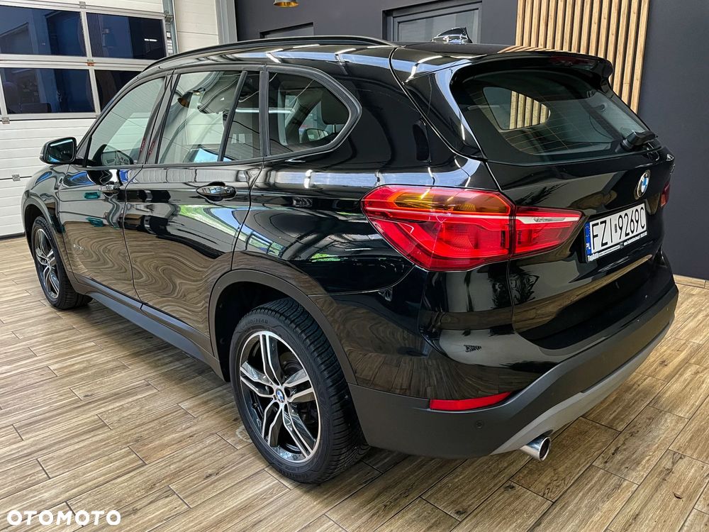 BMW X1 sDrive18d - 10