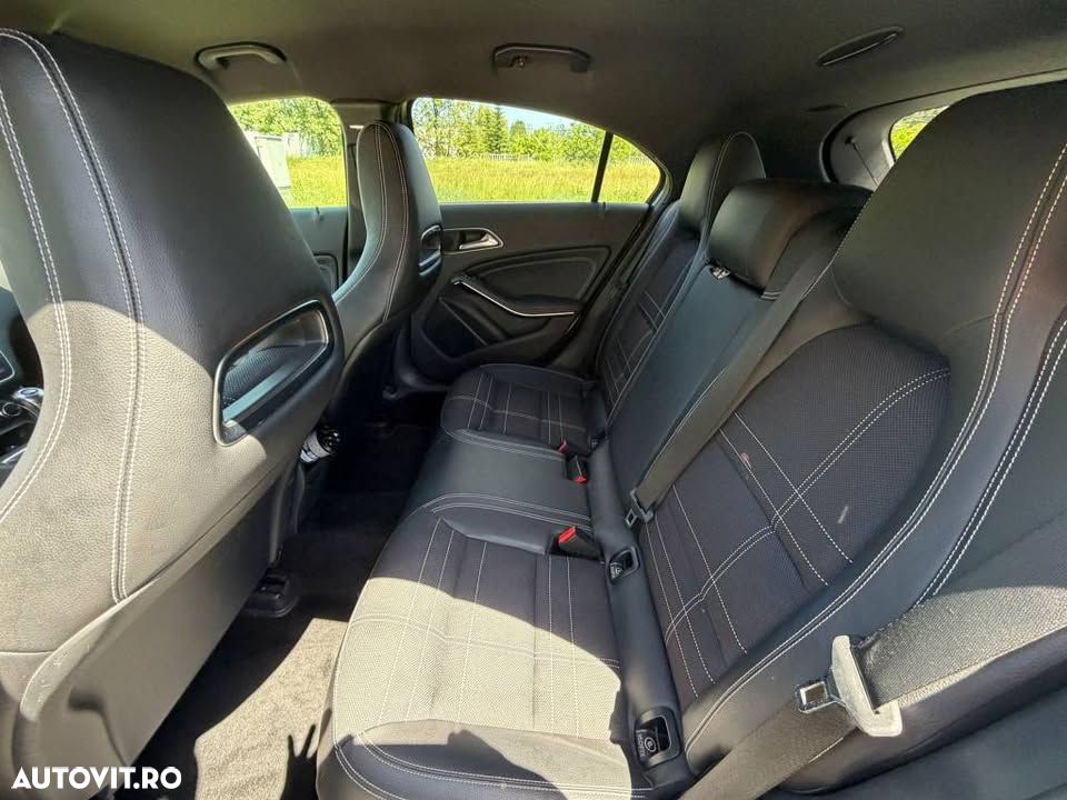 Mercedes-Benz A 180 - 4