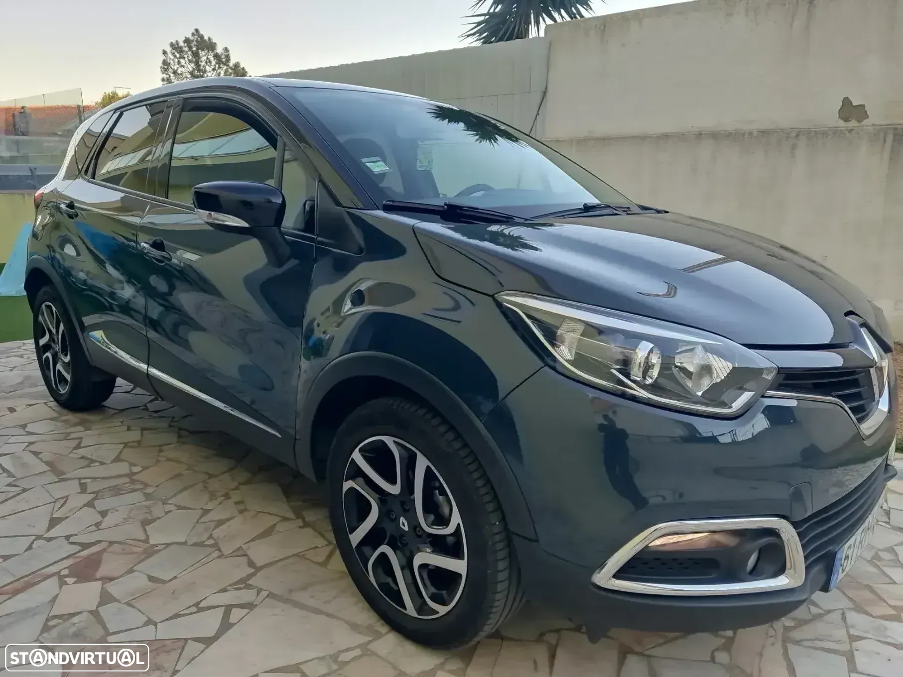 Renault Captur 1.5 dCi Exclusive - 4