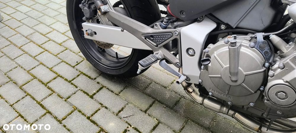Honda Hornet - 12
