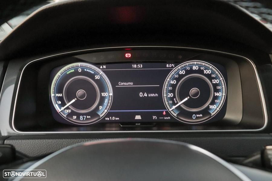 VW e-Golf AC/DC - 9