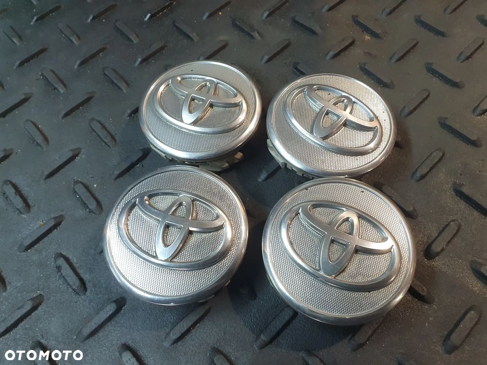 Dekielek zaślepka kołpaczek  Toyota KOMPLET 4 SZT - 1