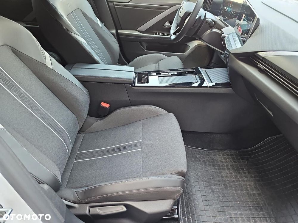 Opel Astra - 17