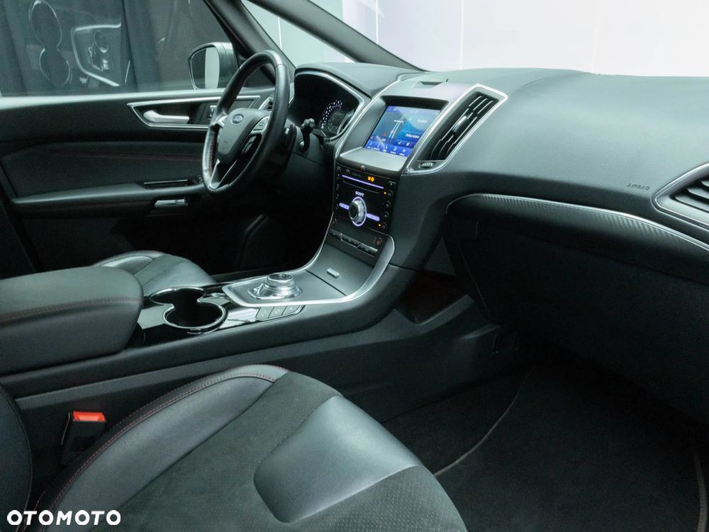 Ford S-Max 2.0 EcoBlue ST-Line - 28