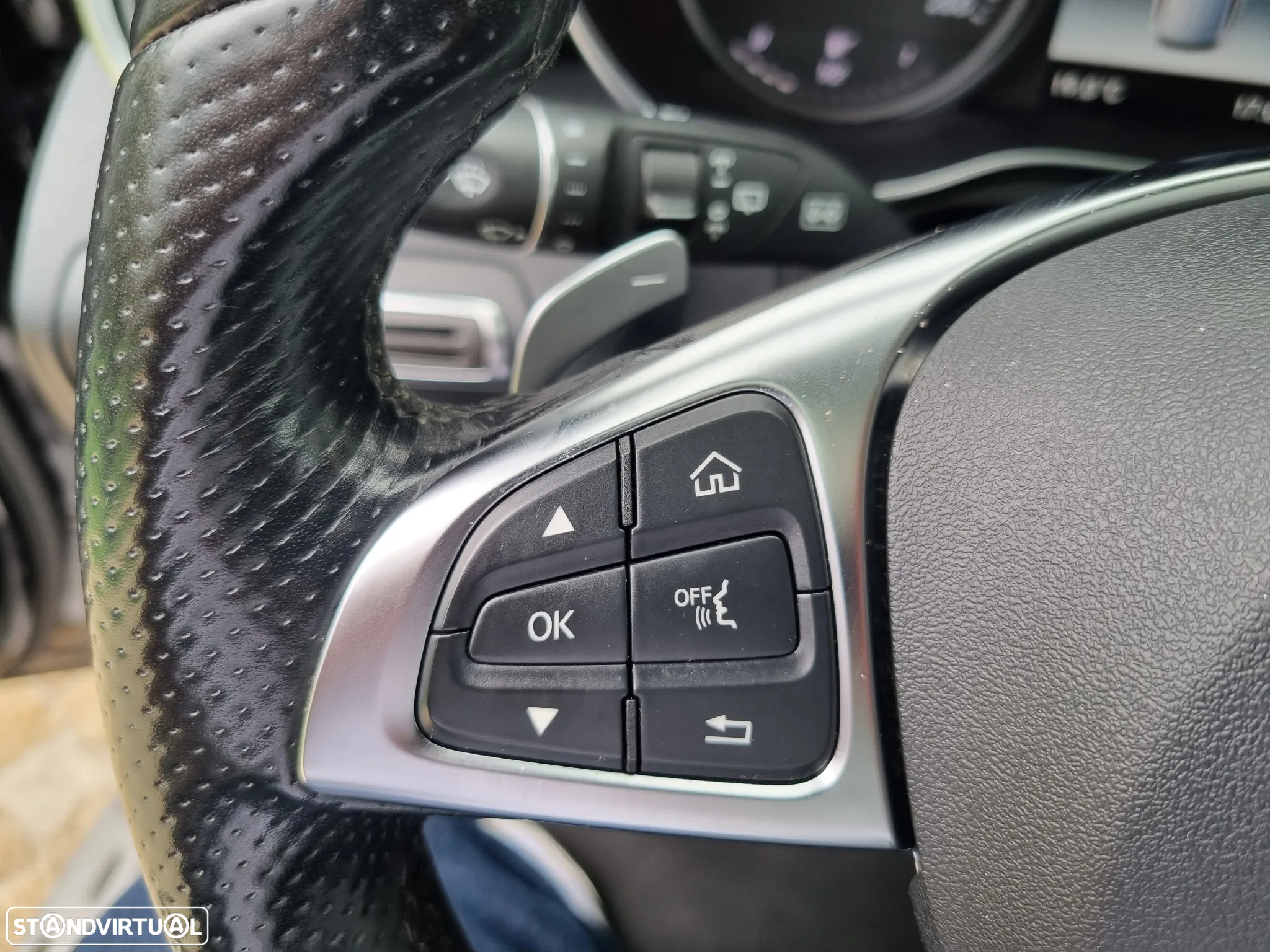 Mercedes-Benz GLC 350 e AMG Line 4-Matic - 26