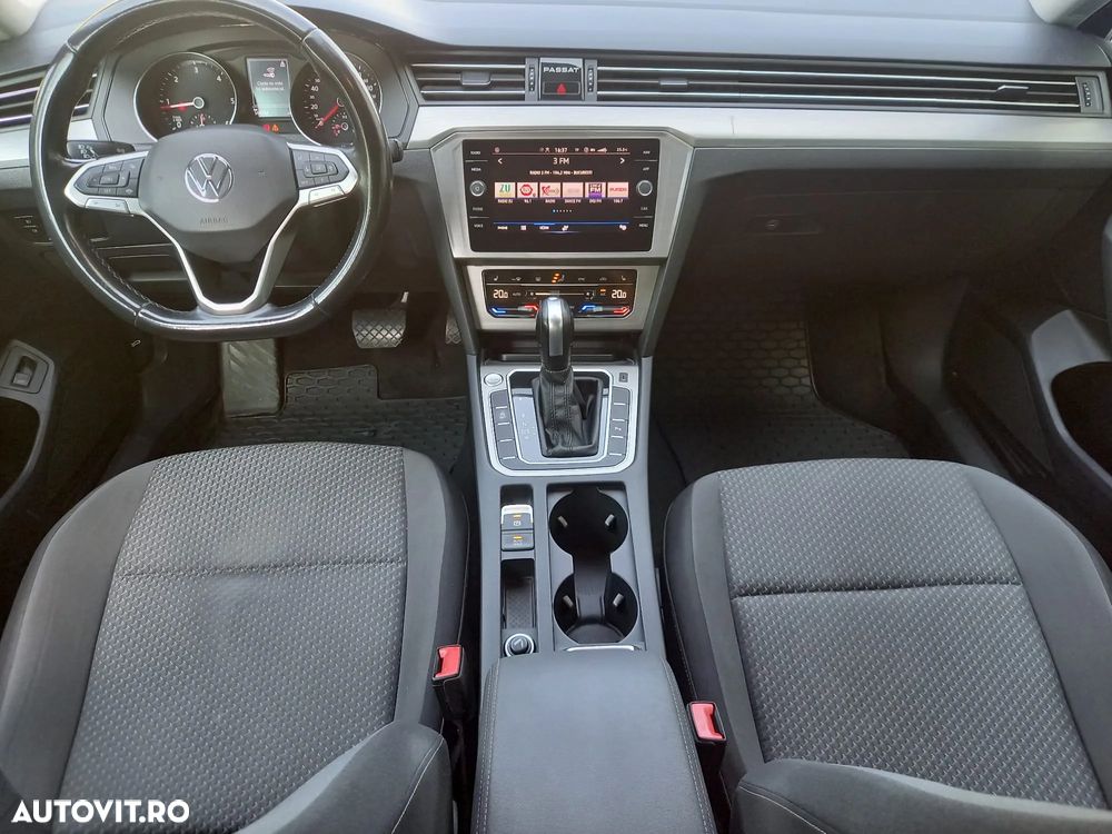 Volkswagen Passat - 15
