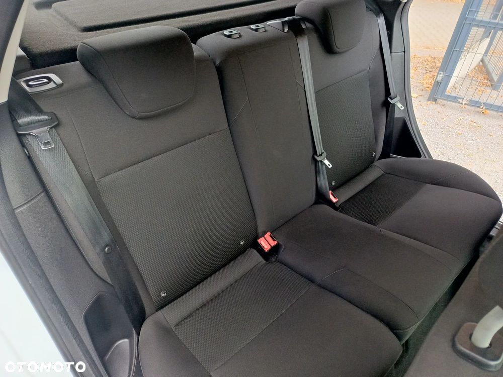 Ford Focus - 20