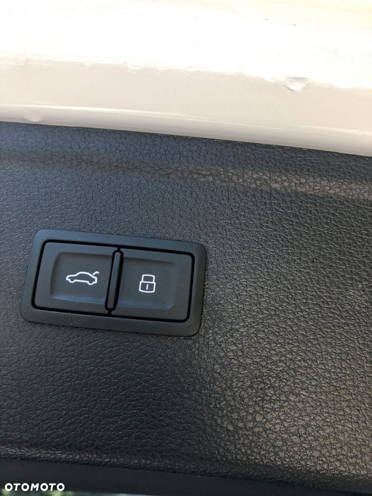 Audi Q5 40 TFSI quattro S tronic S line - 14