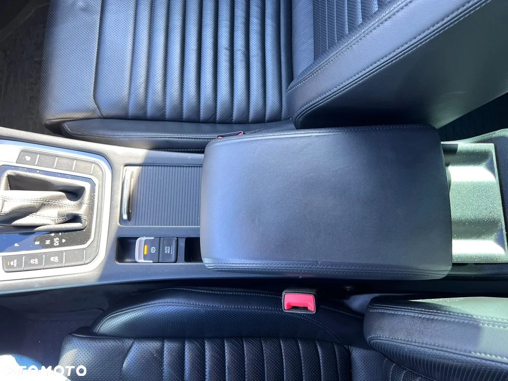 Volkswagen Passat Alltrack 2.0 TSI BMT 4Mot DSG - 23