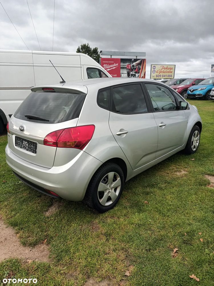 Kia Venga 1.6 CVVT Dream Team Edition - 3